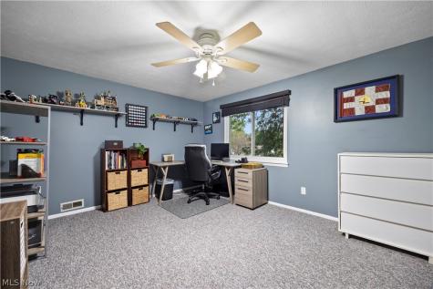 24231 Fairlawn Drive North Olmsted OH 44070