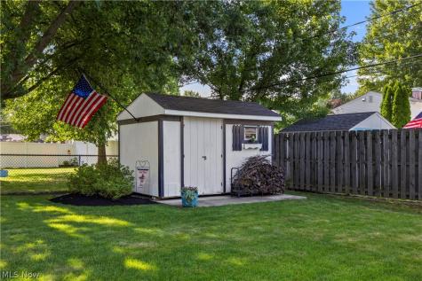 24231 Fairlawn Drive North Olmsted OH 44070