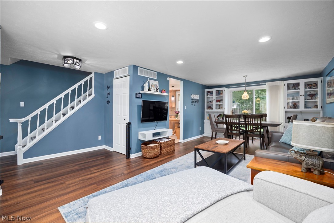 24231 Fairlawn Drive North Olmsted OH 44070