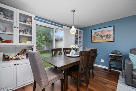 24231 Fairlawn Drive North Olmsted OH 44070