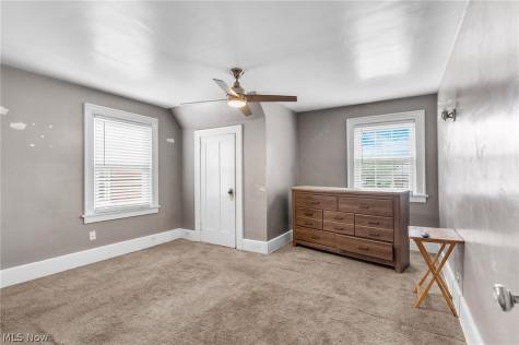 272 Outlook Avenue Youngstown OH 44504