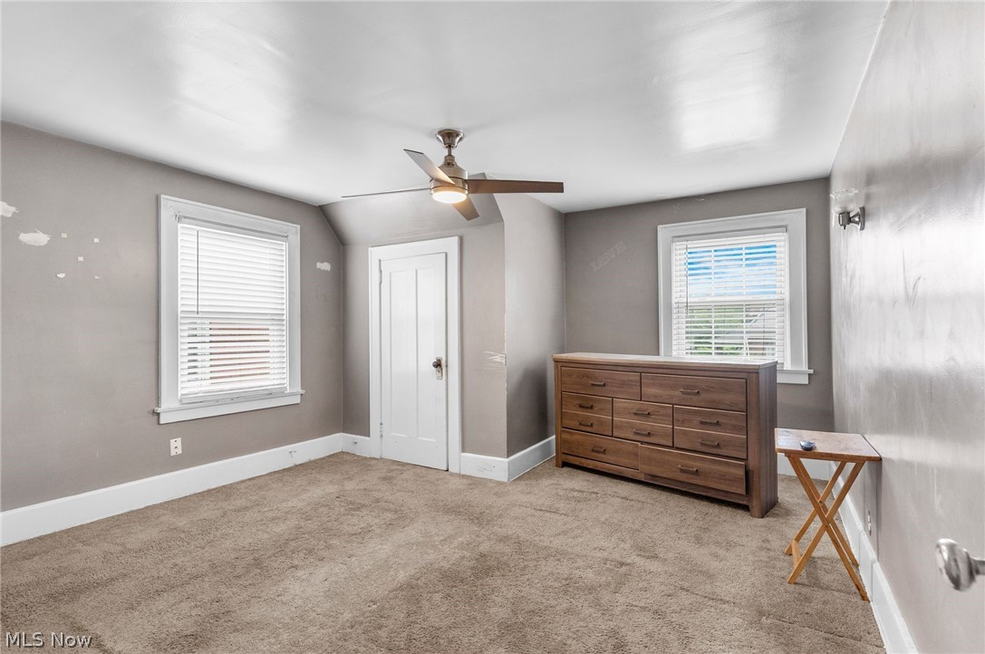 272 Outlook Avenue Youngstown OH 44504