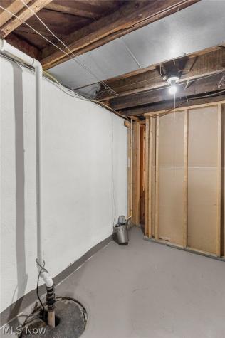 272 Outlook Avenue Youngstown OH 44504