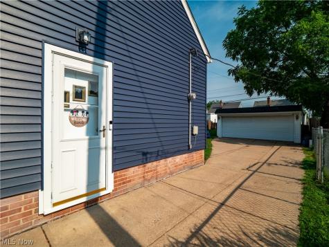 5410 Pelham Drive Parma OH 44129