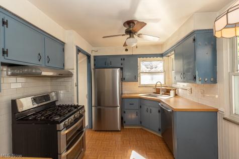 3888 W 227th Street Fairview Park OH 44126