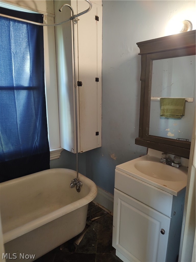 160 Neighbor Street Newcomerstown OH 43832
