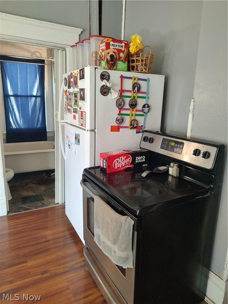160 Neighbor Street Newcomerstown OH 43832