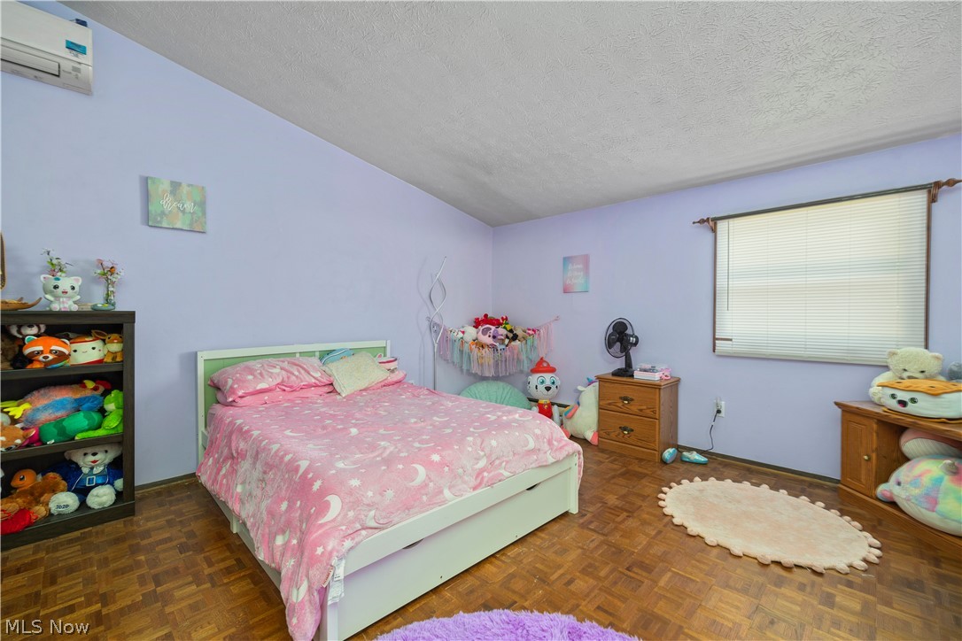 2565 Abbe Road Sheffield Village OH 44054