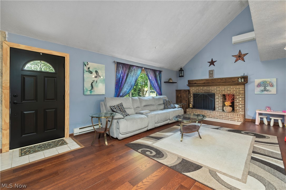 2565 Abbe Road Sheffield Village OH 44054