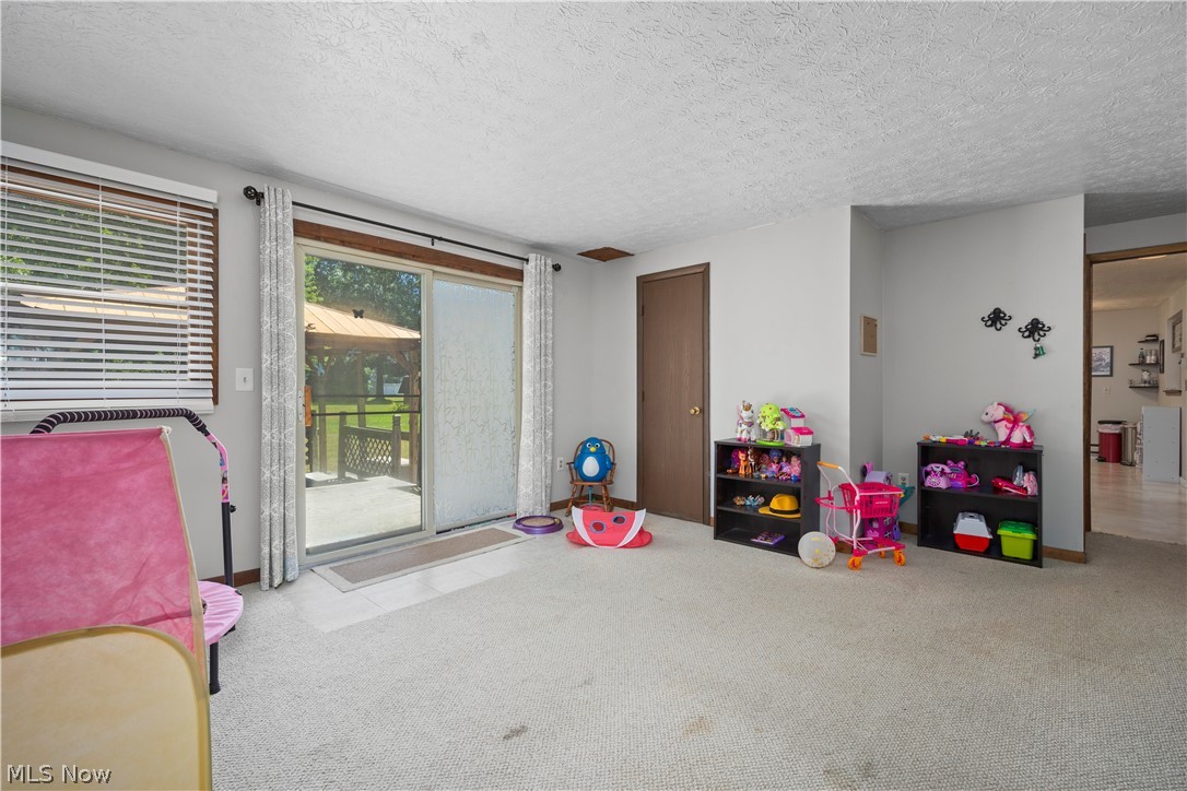 2565 Abbe Road Sheffield Village OH 44054