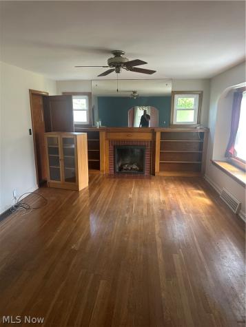 694 Mckinley Avenue Bedford OH 44146