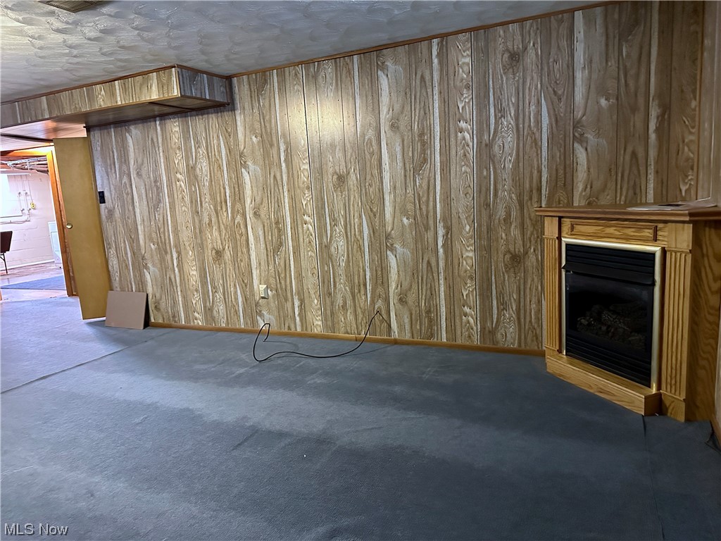 19102 Puritas Avenue Cleveland OH 44135