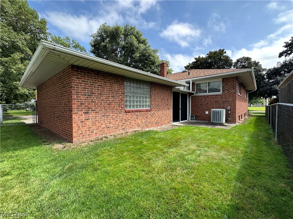 19102 Puritas Avenue Cleveland OH 44135