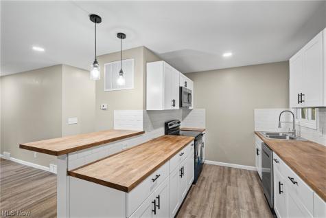 1398 Cordova Avenue Akron OH 44320