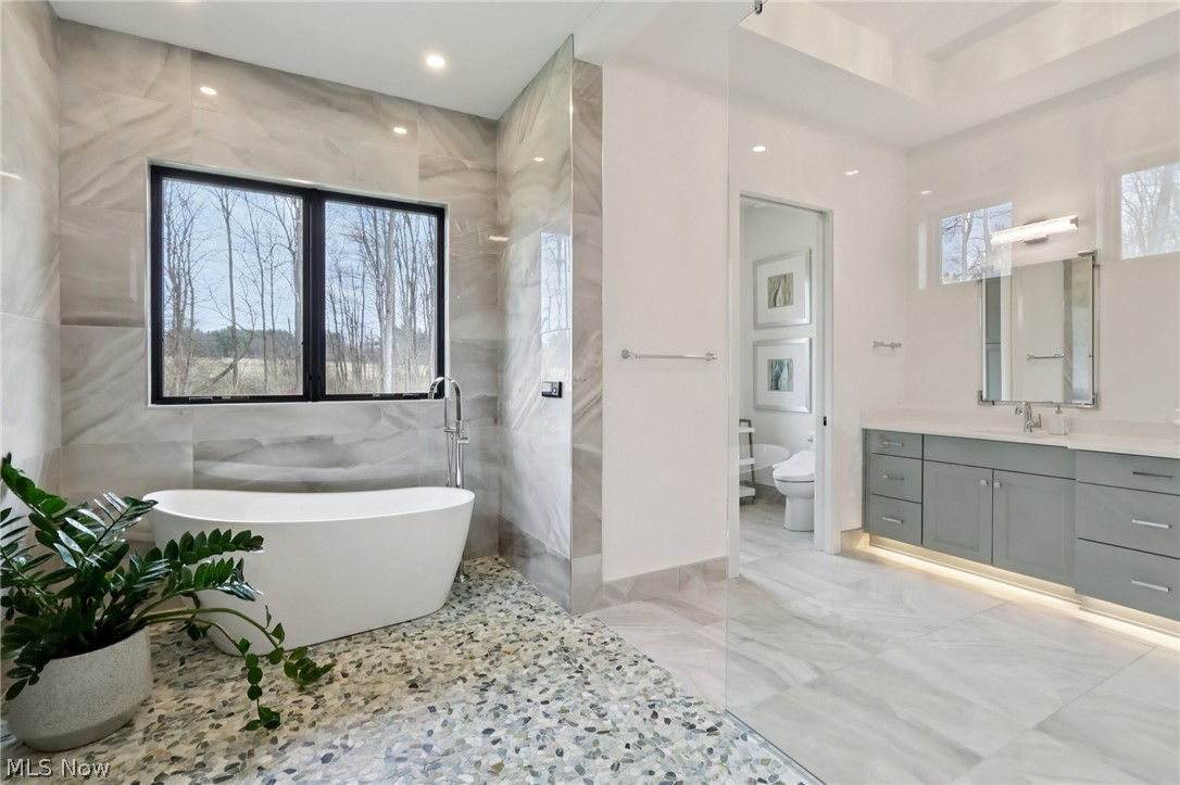 10716 Mulberry Road Chardon OH 44024