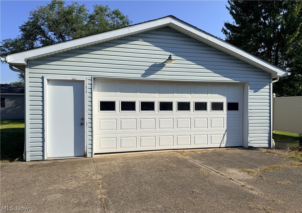 9841 Short Drive Windham OH 44288