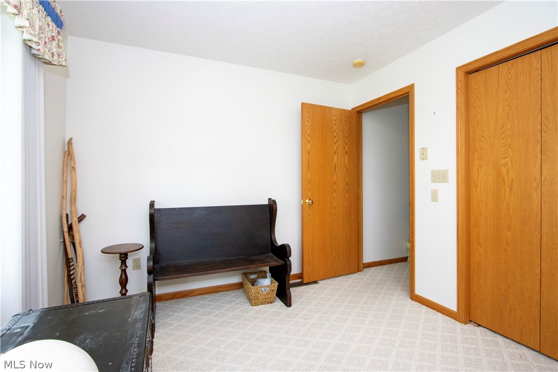 17361 Back Massillon Road North Lawrence OH 44666