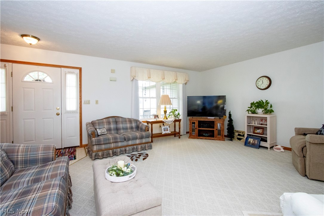 17361 Back Massillon Road North Lawrence OH 44666