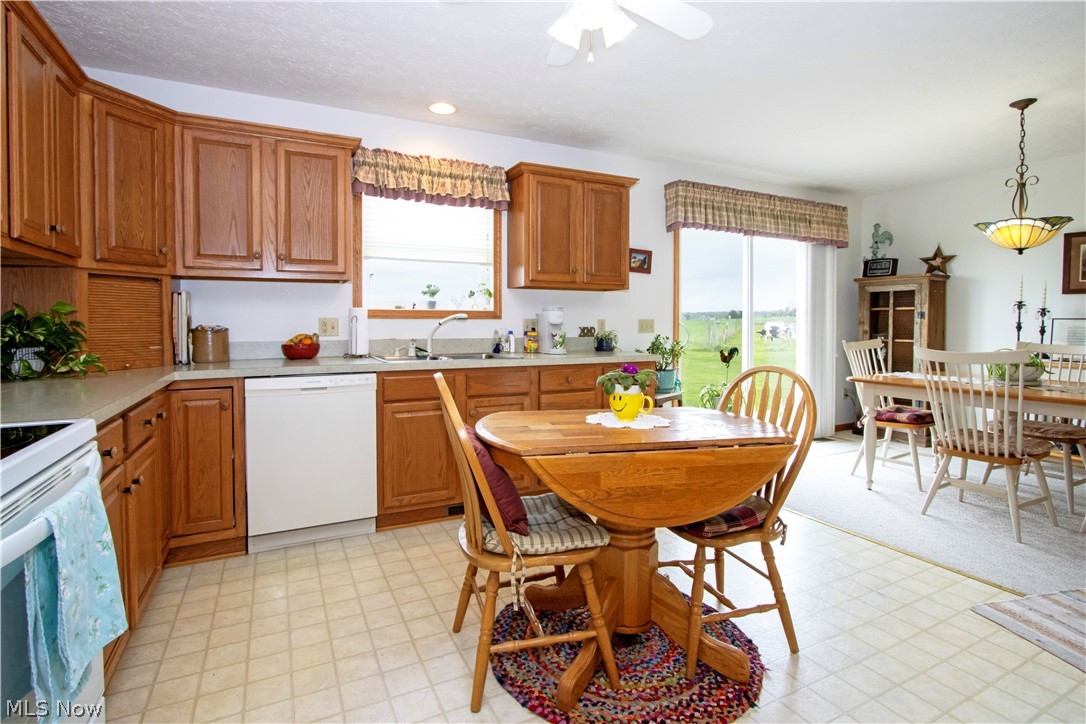 17361 Back Massillon Road North Lawrence OH 44666