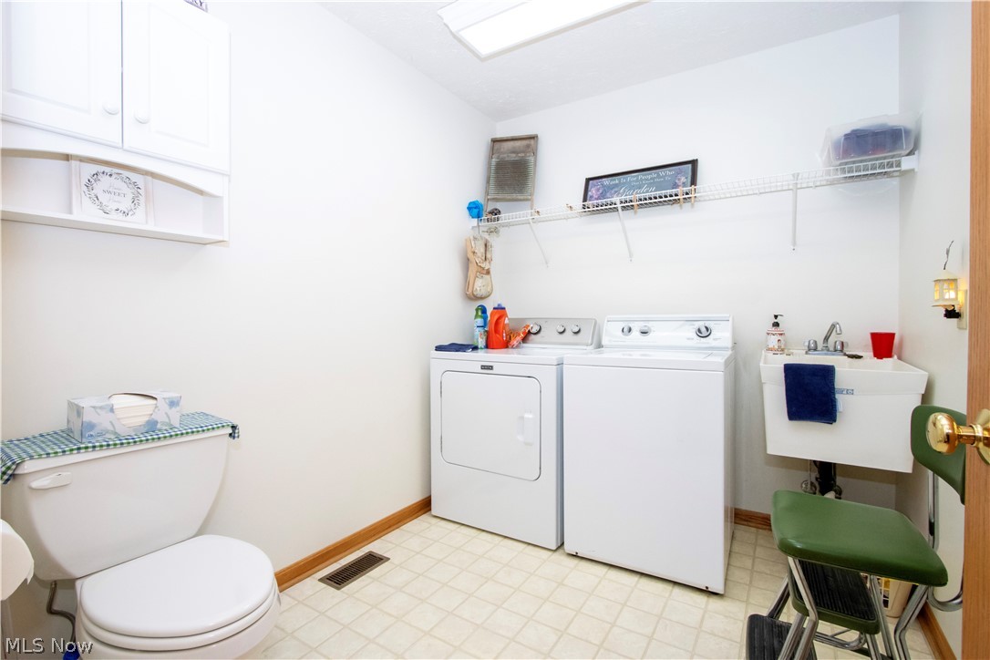 17361 Back Massillon Road North Lawrence OH 44666