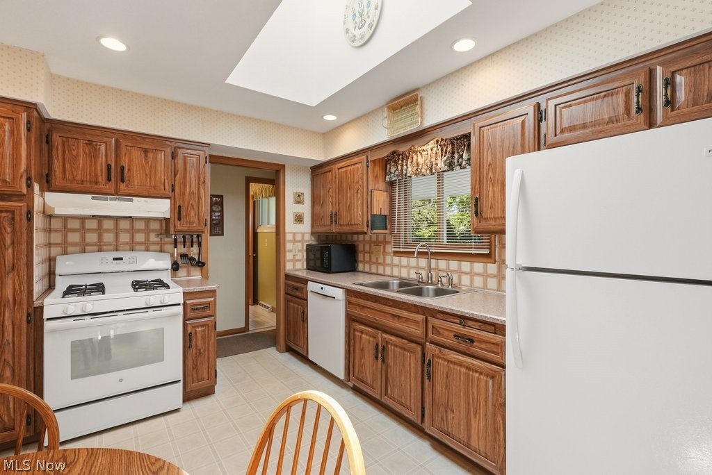6503 Regency Drive Parma OH 44129