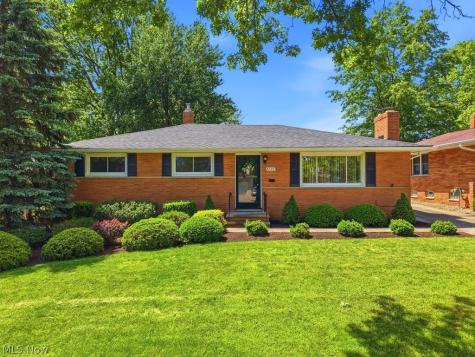 6503 Regency Drive Parma OH 44129