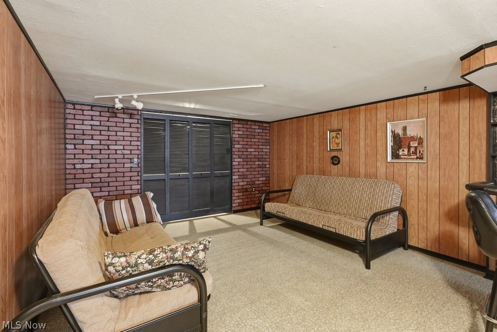 6503 Regency Drive Parma OH 44129