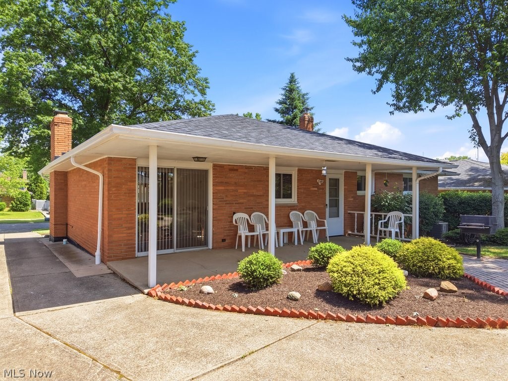6503 Regency Drive Parma OH 44129