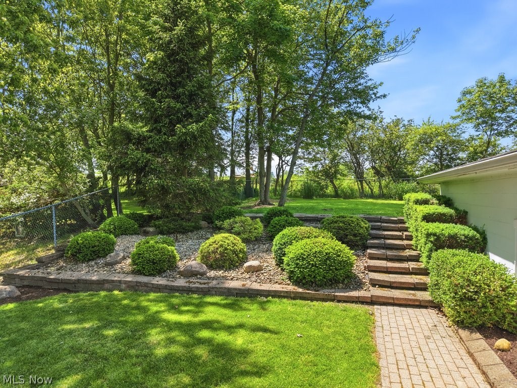 6503 Regency Drive Parma OH 44129