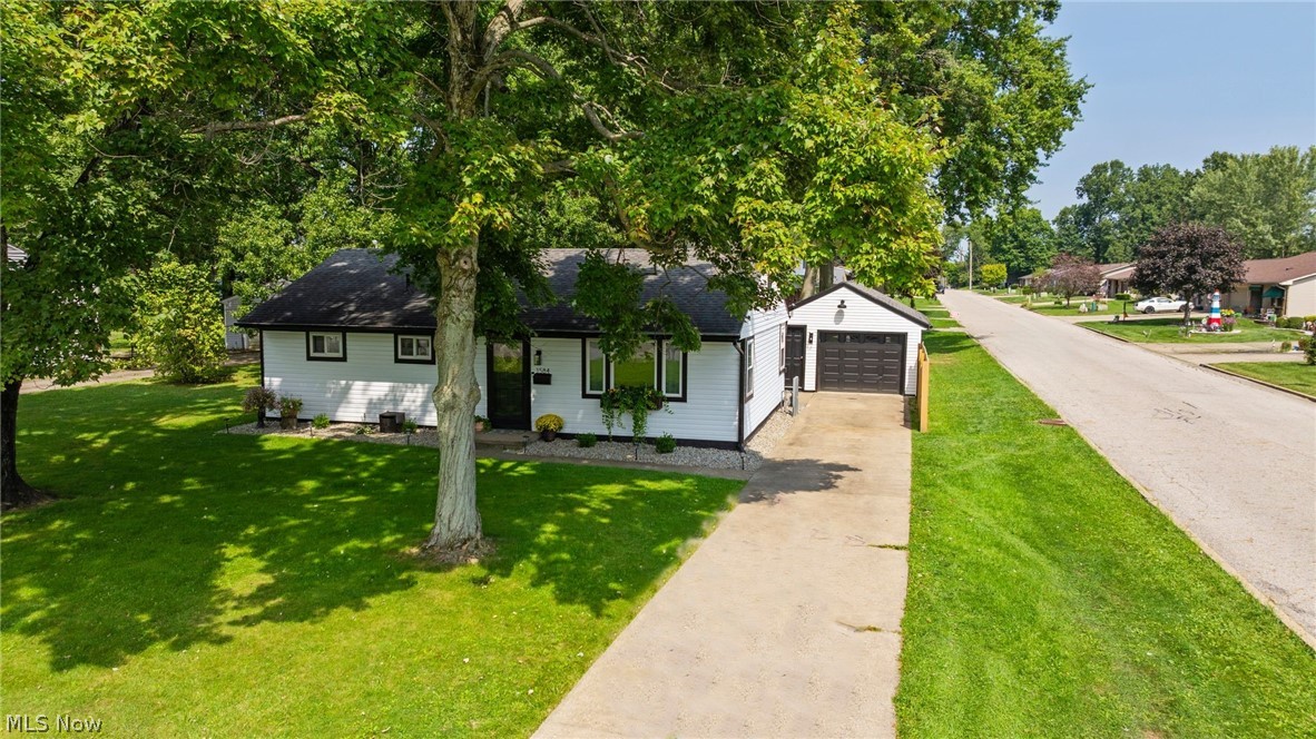 1584 Ridgewood Drive Salem OH 44460