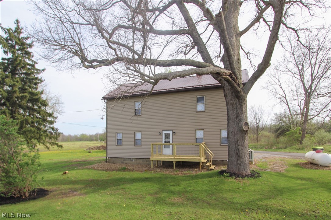208 State Route 14 North Benton OH 44449
