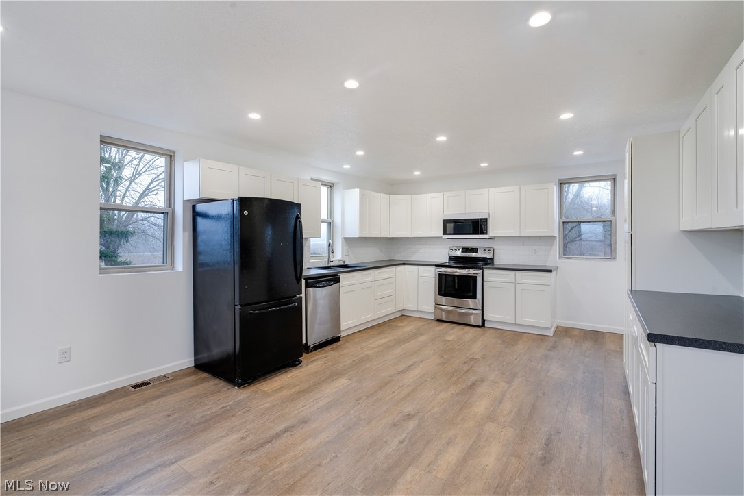 208 State Route 14 North Benton OH 44449