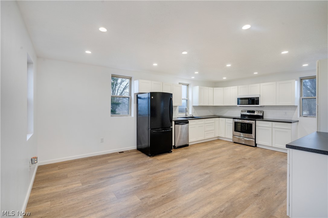 208 State Route 14 North Benton OH 44449