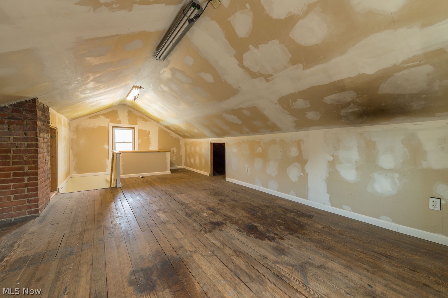 1592 Northland Avenue Lakewood OH 44107