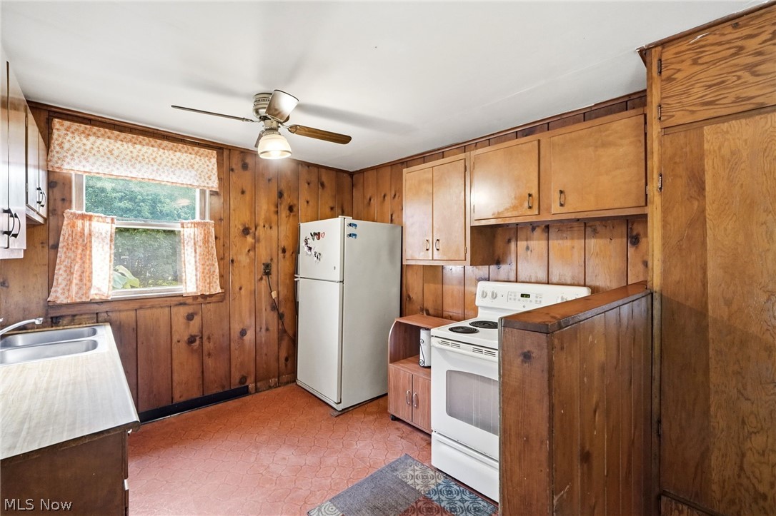 2659 Hale Road Perry OH 44077
