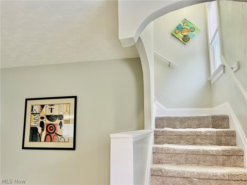 10914 Fidelity Avenue Cleveland OH 44111