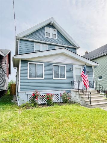10914 Fidelity Avenue Cleveland OH 44111