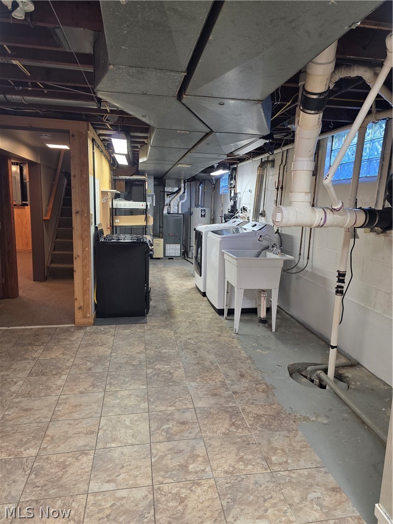 2559 Wilson Sharpsville Road Cortland OH 44410