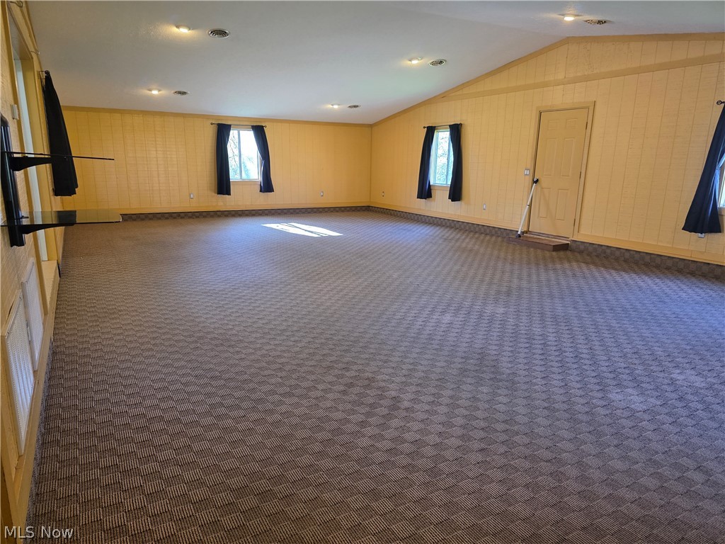 2559 Wilson Sharpsville Road Cortland OH 44410