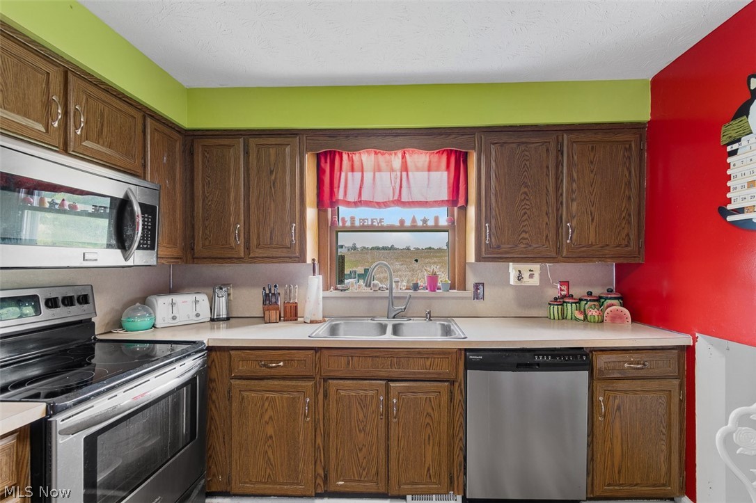 8448 State Route 43 Streetsboro OH 44241