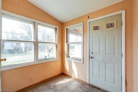 860 E 232nd Street Euclid OH 44123
