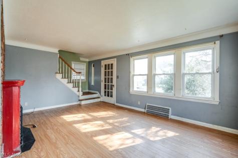 860 E 232nd Street Euclid OH 44123