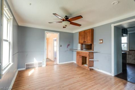 860 E 232nd Street Euclid OH 44123