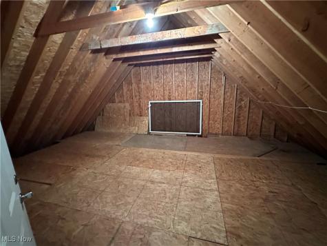 19520 Shelton Drive Cleveland OH 44110