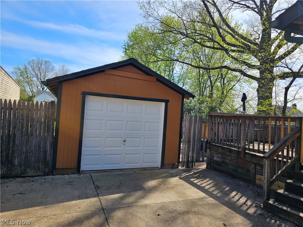18 Youtz Avenue Akron OH 44301