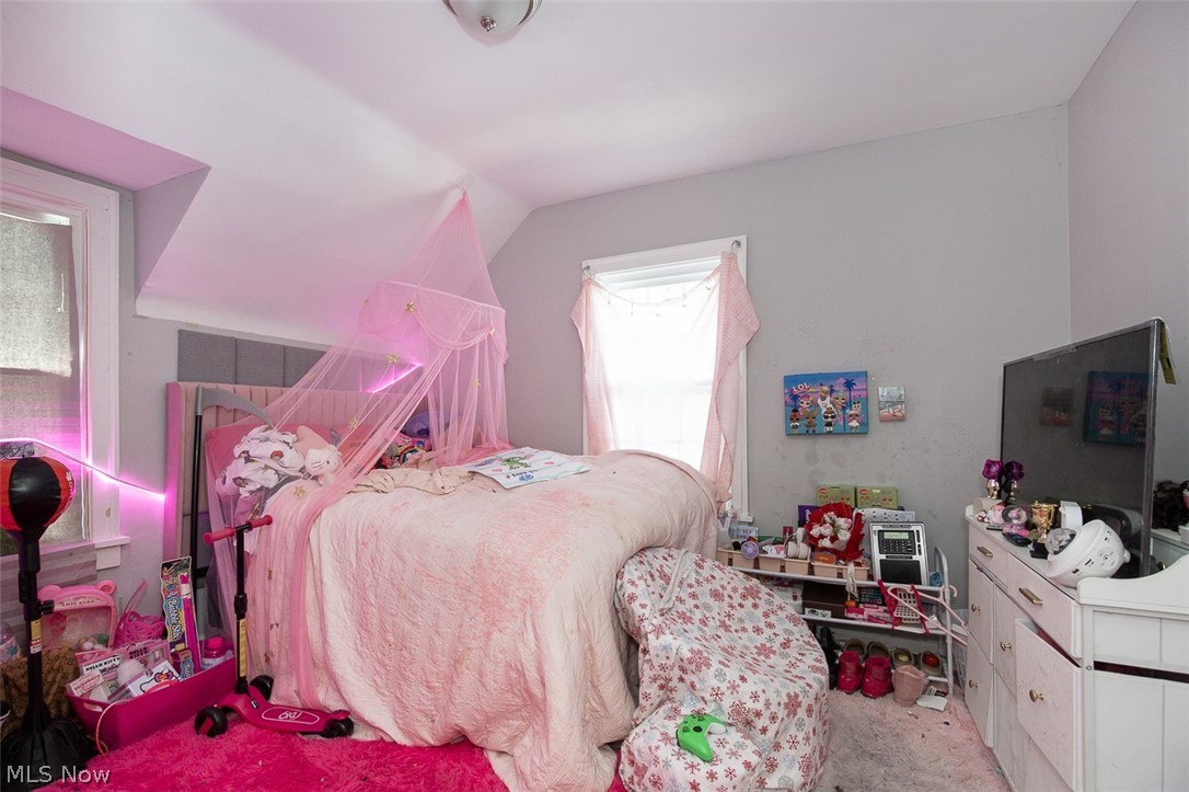 982 Roanoke Road Cleveland Heights OH 44121