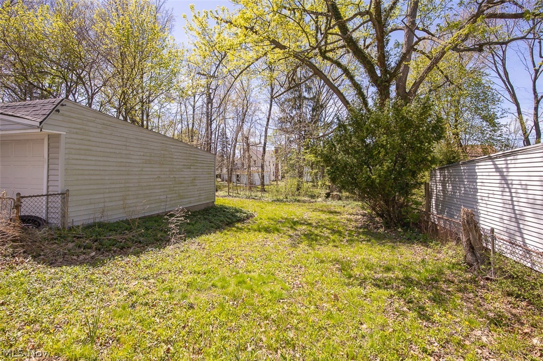 982 Roanoke Road Cleveland Heights OH 44121