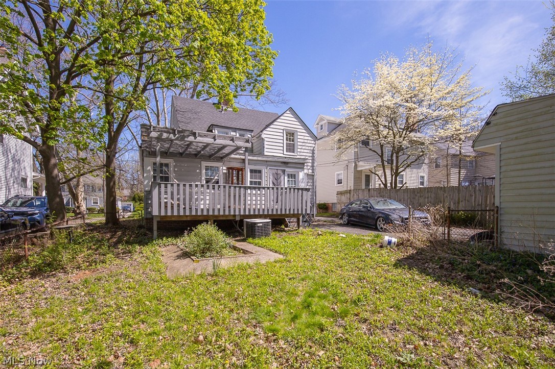 982 Roanoke Road Cleveland Heights OH 44121