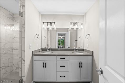 1357 Slate Court Cleveland Heights OH 44118