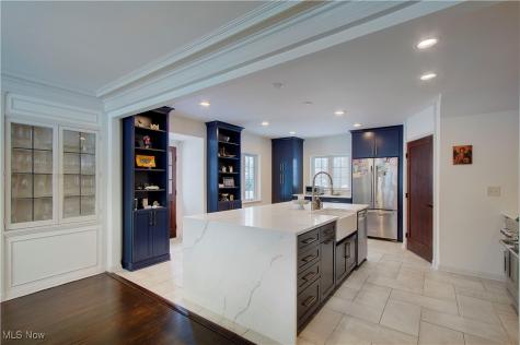 3125 Van Aken Boulevard Shaker Heights OH 44120